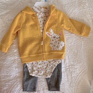 6mo NWOT Carter’s three piece baby girl floral bunny outfit